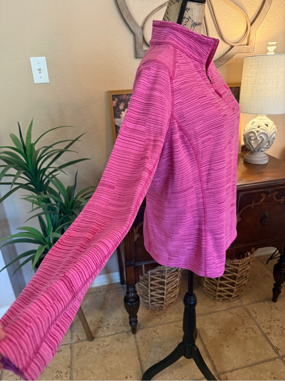 The North Face Women's Pink Textured Quarter-Zip Pullover - Picture 6 of 14